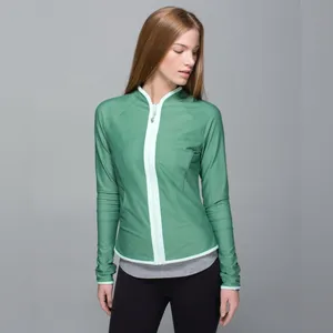 Lululemon Reversible Find Your Bliss Jacket Iridescent Multi Green‎ Size 4 thumbnail 2