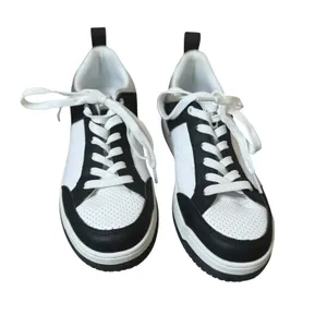 Steve Madden Black White Renigade‎ Low Top Sneakers Shoes Women's Size 7.5 thumbnail 2