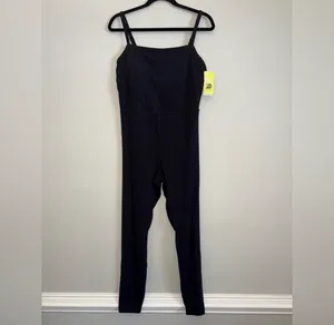 NWT ALL IN MOTION M Women’s everyday soft active jumpsuits black sz M✨ thumbnail 3