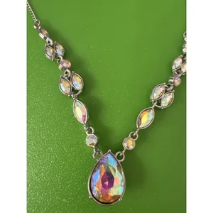 Paparazzi Royal Rendezvous Iridescent Necklace Teardrop Rhinestones Marquise AB thumbnail 2