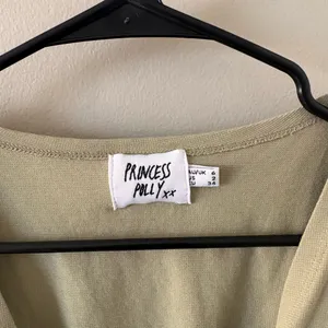 Princess Polly Jamison Tie-Front Crop Top in Sage Green Sz 2 / XS thumbnail 4