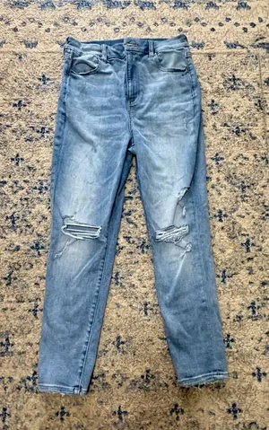 American Eagle Jeans thumbnail 1