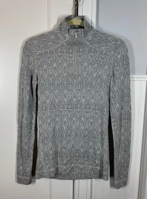 Smartwool Women's Merino 250 Base Layer Pattern 1/4 Zip Pullover Gray Moonbeam thumbnail 1