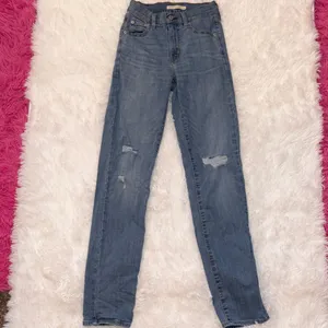 Levi’s Straight Leg Blue Jeans thumbnail 3
