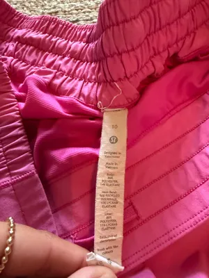 Lululemon Hotty Hot 2.5" thumbnail 3