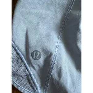 Lululemon Lined Running Shorts Womens 10 Lt Blue Split Hem thumbnail 4