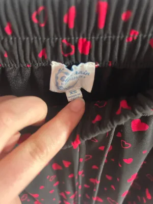 black skirt with red hearts Size XS thumbnail 2