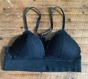 Victoria’s Secret black Lacy XS no wire bralette thumbnail 1