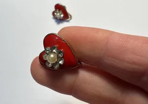 Vintage Coro Red Enamel Heart Rhinestone Screw On Non Pierced Earrings thumbnail 9