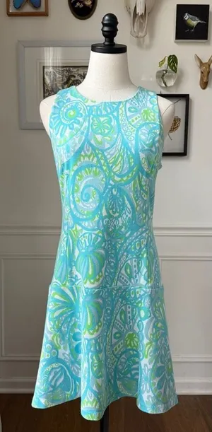 Lilly Pulitzer Kent Drop Waist Seaspray Knit Dress Size M thumbnail 1