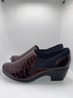 Clarks Emily Amelia Loafers Women's US 8.5 W Brown Croc Patent Shoes thumbnail 2