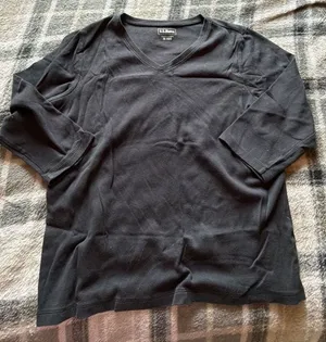 L.L.Bean Women's V-Neck Three Quarter Sleeve Cotton Tee Medium thumbnail 1