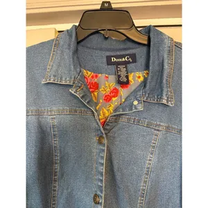 Denim & Co Embroidered Jean Jacket Blazer Floral Sleeves Floral Lining‎ Sz M thumbnail 4