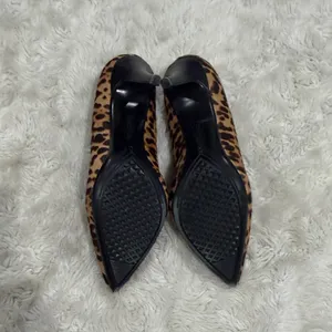 Aerosoles leopard print calf hair pumps pointed toe‎ stiletto heel Womans 6.5 thumbnail 5