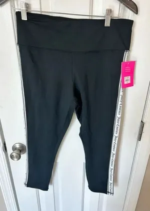 Juicy couture, black Capri legging size large new with tag thumbnail 1