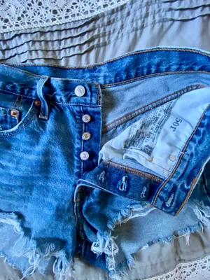Levi’s 501 Denim Shorts thumbnail 2