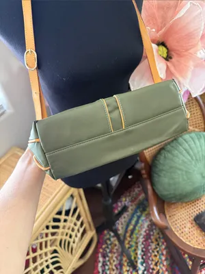 Vintage Hunting World Green & Tan Equestrian Safari Explorer Chic Crossbody Bag thumbnail 3