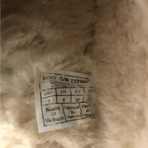 UGG Tazz Platform Slippers in Chestnut thumbnail 8
