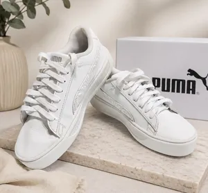 Puma Platform V3 Rose Embroidered Pop Up Sneakers size 8 thumbnail 1