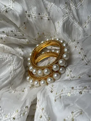 White & Gold Bracelet/ Bangle Set thumbnail 5