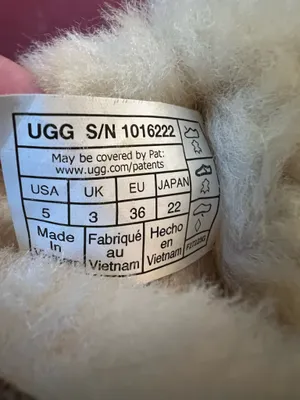 UGG Classic Women’s Mini Boots 5 thumbnail 4