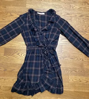 Sunner Navy plaid Cotton Ruffle wrap dress. Size Medium Blue thumbnail 1