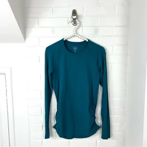 Athleta Fastest Track Running Activewear Long Sleeve Top Size S thumbnail 2