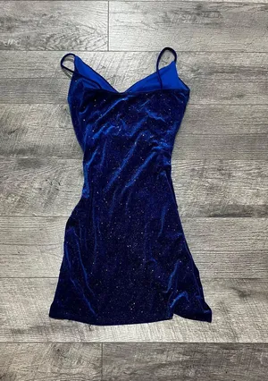 Windsor Dress Homecoming thumbnail 2