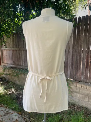 Reformation Floria Top Button-Front back tie Cream minimalist career classic 8 thumbnail 4