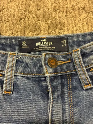 Hollister Jeans High-Rise thumbnail 3