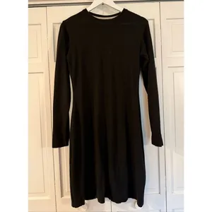 Patagonia organic cotton black long sleeve dress size m thumbnail 2