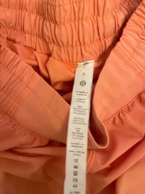 Lululemon Hottie Hot Shorts thumbnail 3