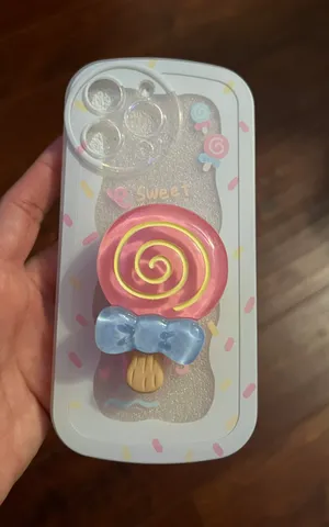 iPhone 14 case thumbnail 1