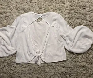 Zara Elegant White Cut Out Tie-Back Blouse Size S thumbnail 1