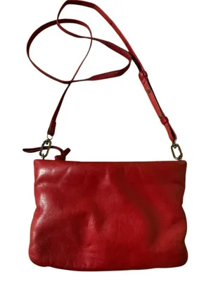 Madewell The Puff Crossbody Bag in Red Leather thumbnail 1