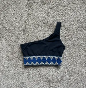 Elysiian Swimwear Women’s Black Swimsuit Bikini Set Small thumbnail 3