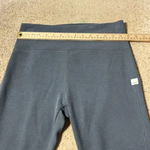 Vuori Womens Gorpcore Grey Waffle Knit High Waisted Leggings Thermal Yoga Sz‎ M thumbnail 2