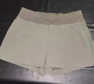 Athleta Womens Olive‎ Green Trekkie North Shorts 12 thumbnail 1