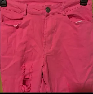 Hot Pink Distressed Skinny Jeans With Frayed Hem(Size Sm) thumbnail 2
