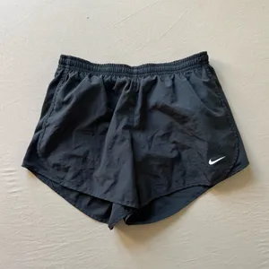 Nike Dri-FIT Tempo Running Shorts thumbnail 9