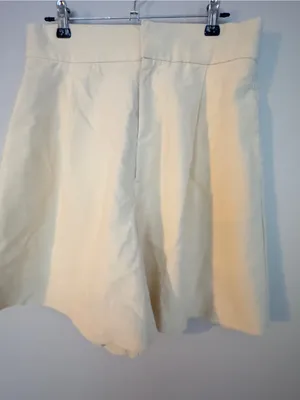 Zara Cream High-Waist Shorts thumbnail 2
