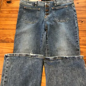Guess Vintage Button Boot Cut Patch Front Pocket Jeans 29 Fit like a 6 thumbnail 11
