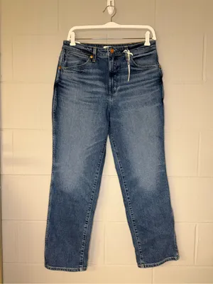 NWT Wrangler Wild West 603 High Rise Straight Jeans Women’s Size 28 Dark Wash thumbnail 4