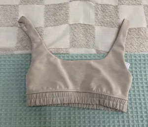 lululemon‎ Softstreme Scoop-Neck Bra in Mojave Tan size 4 thumbnail 1