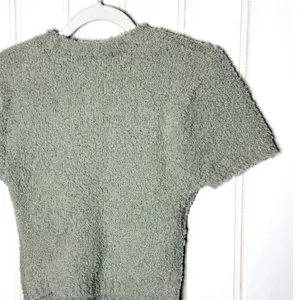 SKIMS Cozy Knit T-Shirt Aqua Sage Green Fuzzy Cropped Top L/XL NEW thumbnail 6