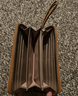 Dana Buchman Dana Buchanan Clutch thumbnail 2