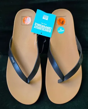 Reef Cushion Court Black flip flops 9.5 thumbnail 1