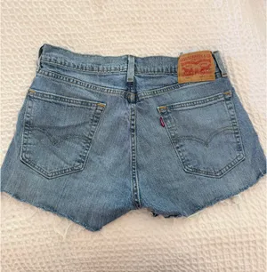Levi’s Jean 501 Shorts thumbnail 2