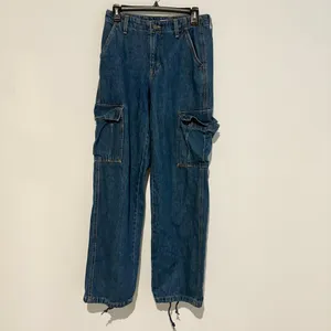 Levis 94 Baggy cotton‎ cinch Jeans Womens Blue Denim Cargo Pockets Size 23 thumbnail 2
