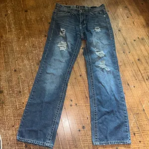 Buckle Black distressed low rise boot 29x30 normcore jeans thumbnail 1